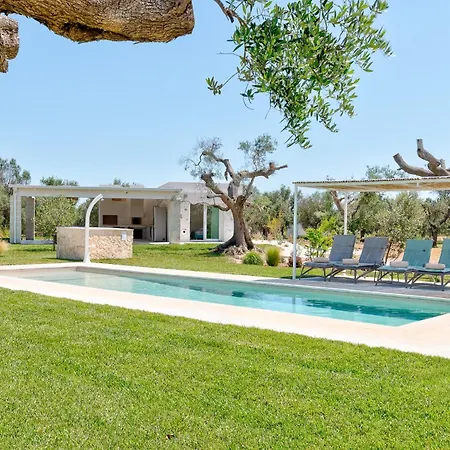 Trullo Brenda By Raro * San Michele Salentino